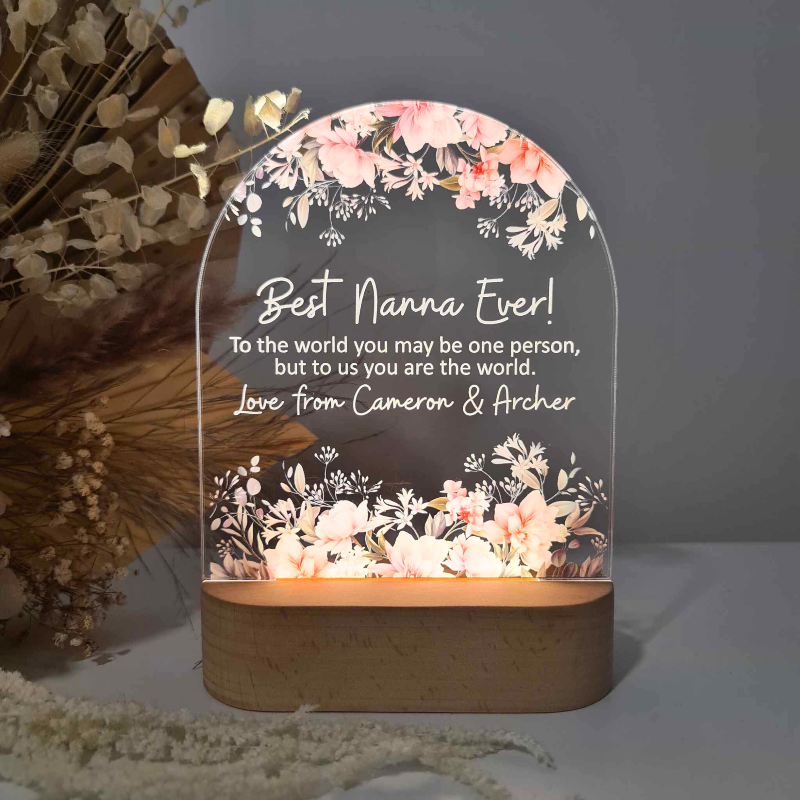 Personalised Handcrafted Floral LED Lamp for Mother's Day - Best Nanna Ever