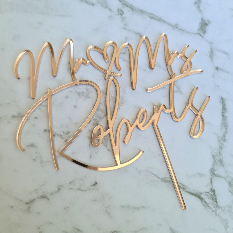 Custom Mr & Mrs Name Wedding Cake Topper - Roberts