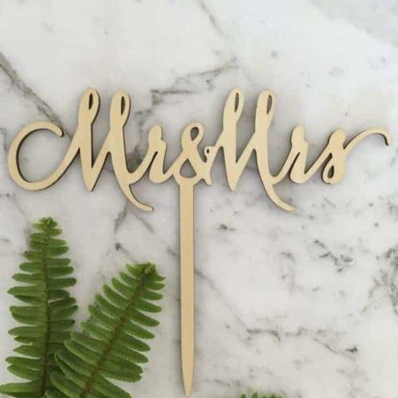 Mr & Mrs (single line) Rustic Wood Wedding cake Topper