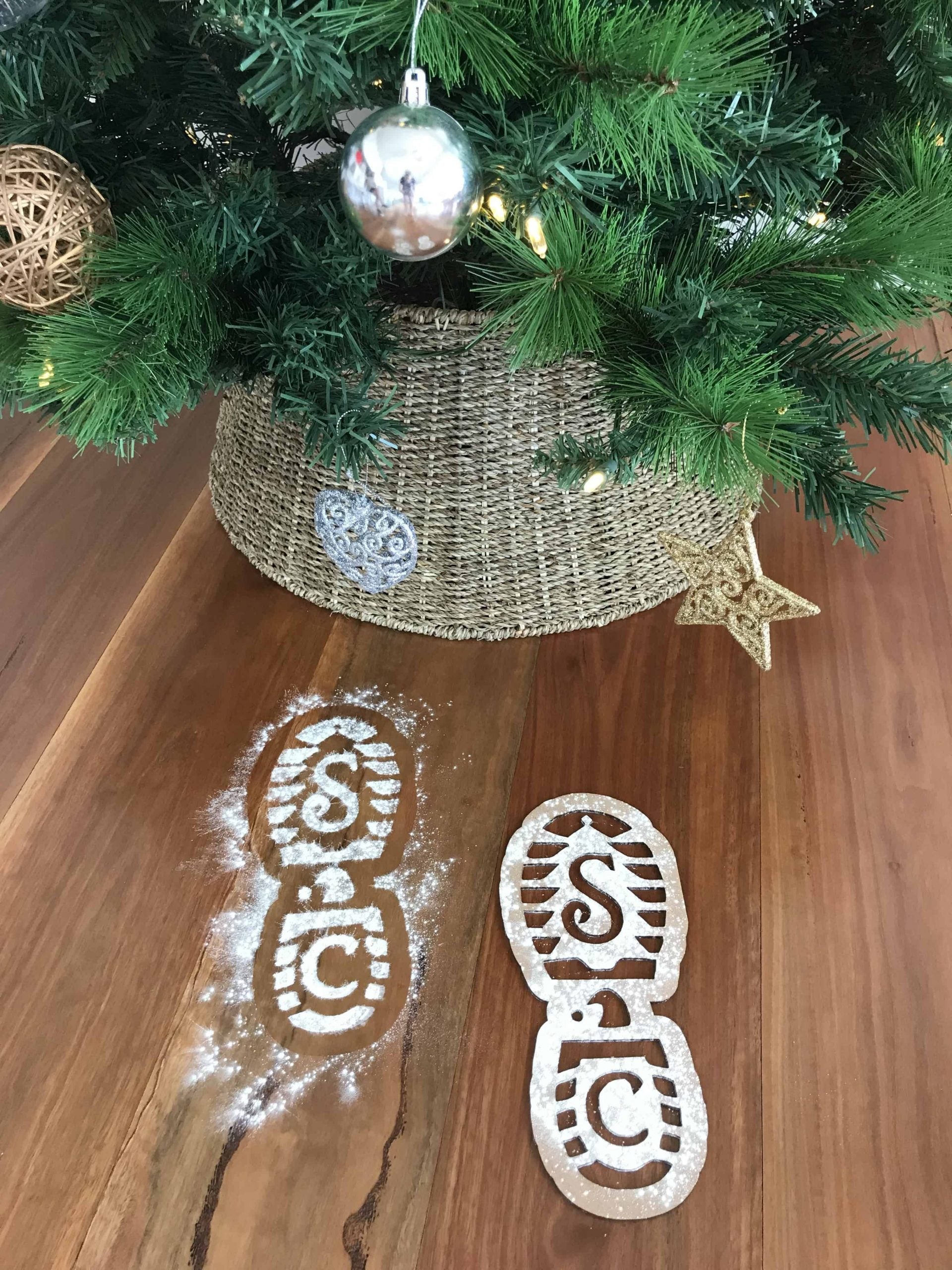 Santa footprint stencil