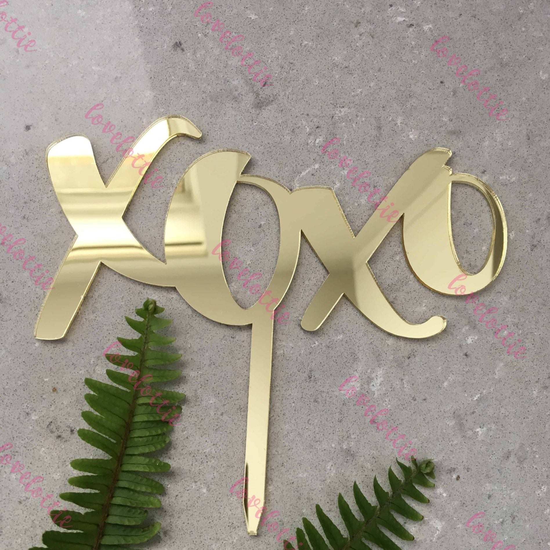 XOXO Acrylic Gold Mirror Wedding Engagement Cake Topper