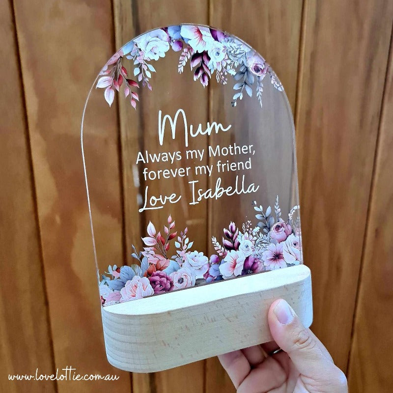 Personalised Handcrafted Floral LED Lamp for Mother's Day - Mum Forever My Friend