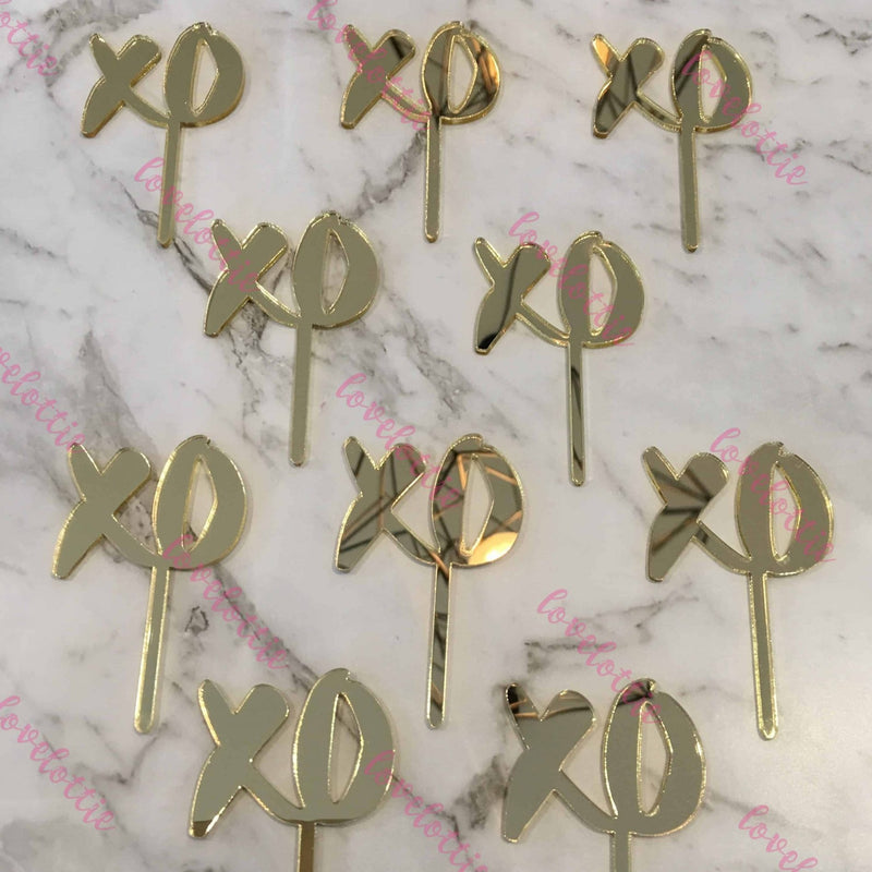 10 x XO Acrylic Gold Mirror Cupcake Topper For Wedding and Engagement
