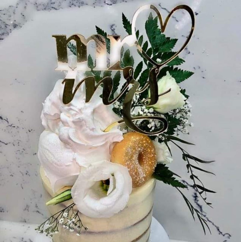 Mr &amp; Mrs Heart Acrylic Gold Mirror Wedding Cake Topper