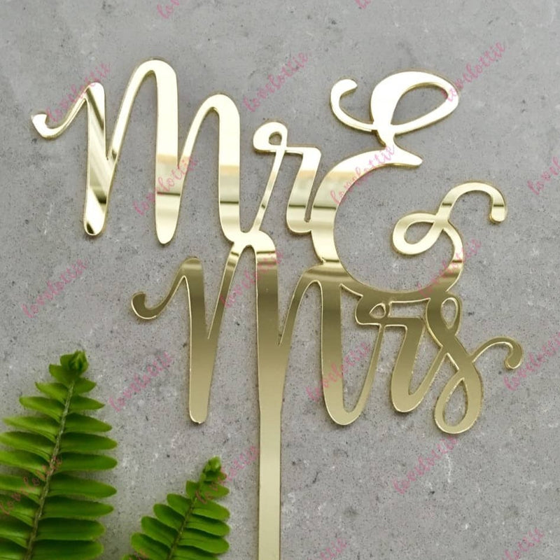 Mr &amp; Mrs (two lines) Acrylic Gold Mirror Wedding Cake Topper